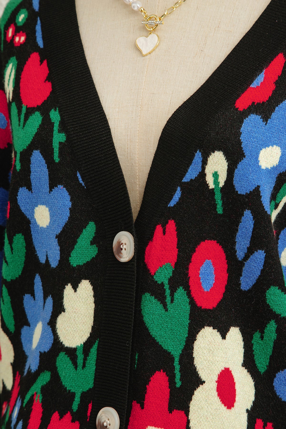 KaleaBoutique Stylish Floral Print V Neck Buttoned Short Cardigan Sweater - KaleaBoutique.com