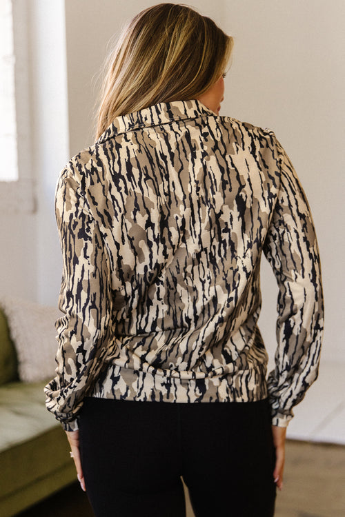 KaleaBoutique Comfortable Camouflage Zipper Collar Front Pocket Pullover Sweatshirt - KaleaBoutique.com