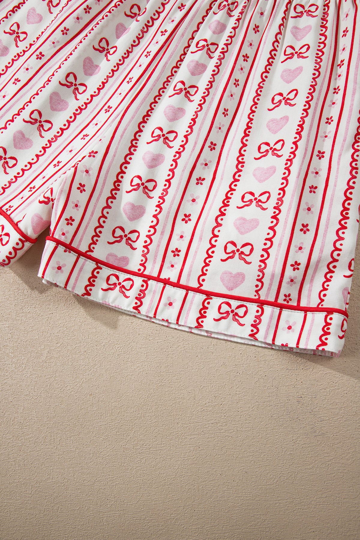 KaleaBoutique Stylish Cute Bow Heart Print Ribbon Decor Short 2pcs Pajama Set - KaleaBoutique.com