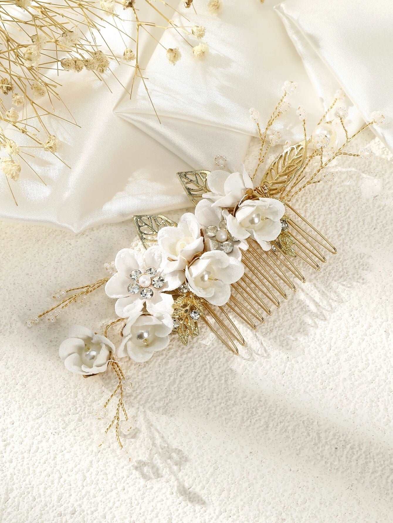 Gold Floral Bridal Hair Comb with White Resin Flowers White Flower Bridal Hair Comb, Bridesmaid Floral White  main image 4