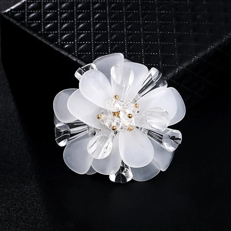 White Flower Petal Bridal Brooch, Wedding Flowerhead Round Broach, Mother of Bride Floral Clear Brooch - KaleaBoutique.com