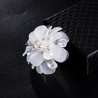 White Flower Petal Bridal Brooch, Wedding Flowerhead Round Broach, Mother of Bride Floral Clear Brooch - KaleaBoutique.com