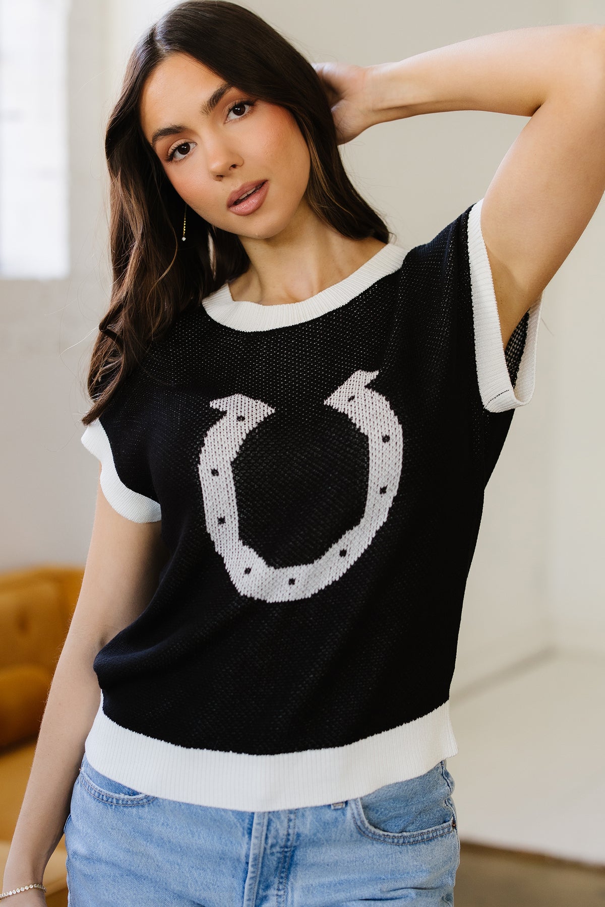 KaleaBoutique Comfortable Horse Shoe Pattern Contrast Trim Short Sleeve Sweater - KaleaBoutique.com