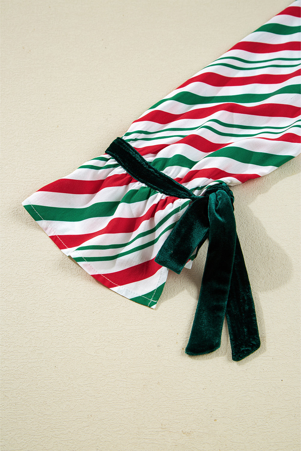 KaleaBoutique Comfortable Contrast Velvet Ribbon Knot Christmas 2pcs Pajama Set - KaleaBoutique.com