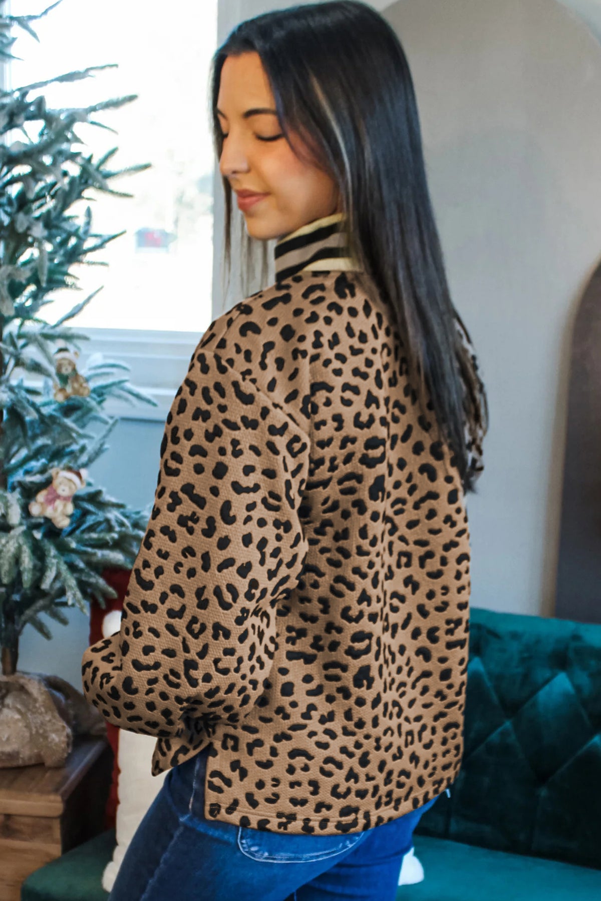 KaleaBoutique Stylish Leopard Print Striped Trim Collar Long Sleeve Shift Pullover - KaleaBoutique.com