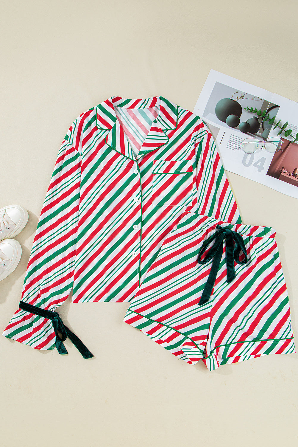 KaleaBoutique Comfortable Contrast Velvet Ribbon Knot Christmas 2pcs Pajama Set - KaleaBoutique.com