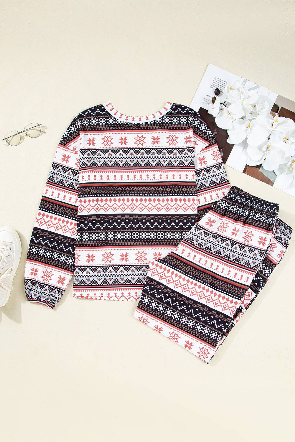 KaleaBoutique Comfortable Retro Christmas Pattern Loose Pullover 2pcs Lounge Pant Set