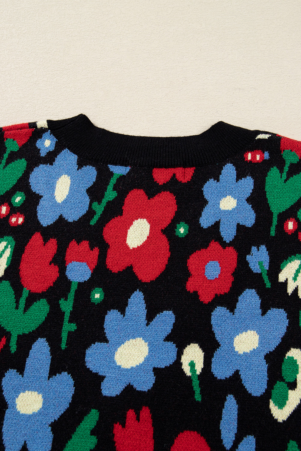KaleaBoutique Stylish Floral Print V Neck Buttoned Short Cardigan Sweater - KaleaBoutique.com