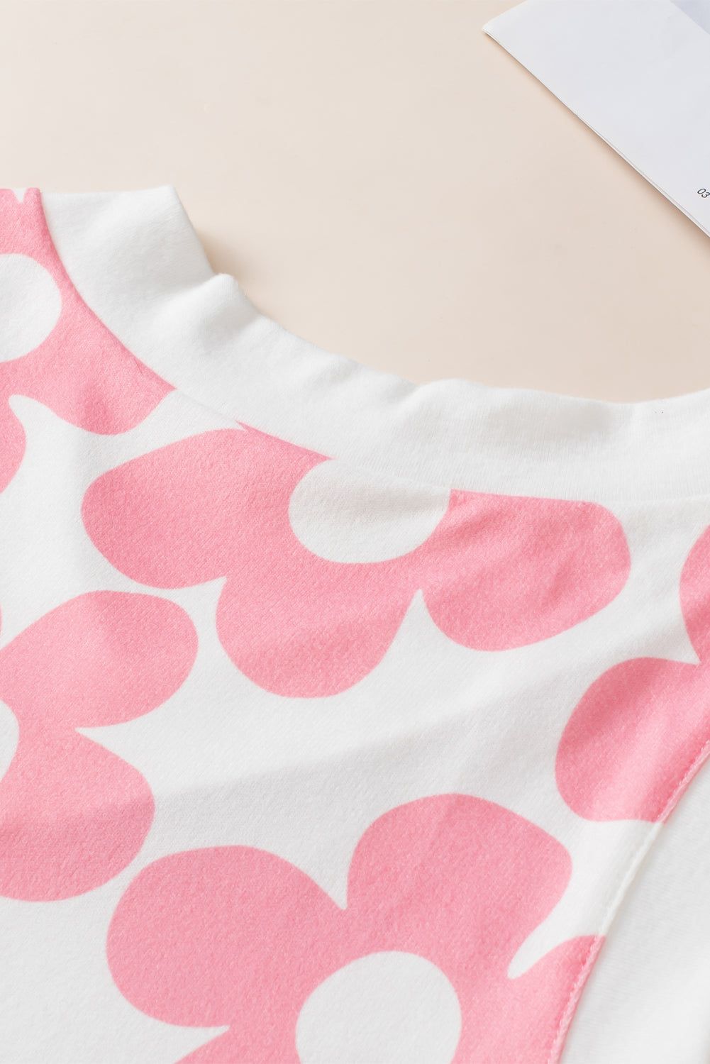 Cute Flower Knitted V Neck Tank Top - KaleaBoutique.com