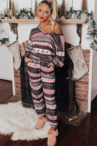 KaleaBoutique Comfortable Retro Christmas Pattern Loose Pullover 2pcs Lounge Pant Set - KaleaBoutique.com