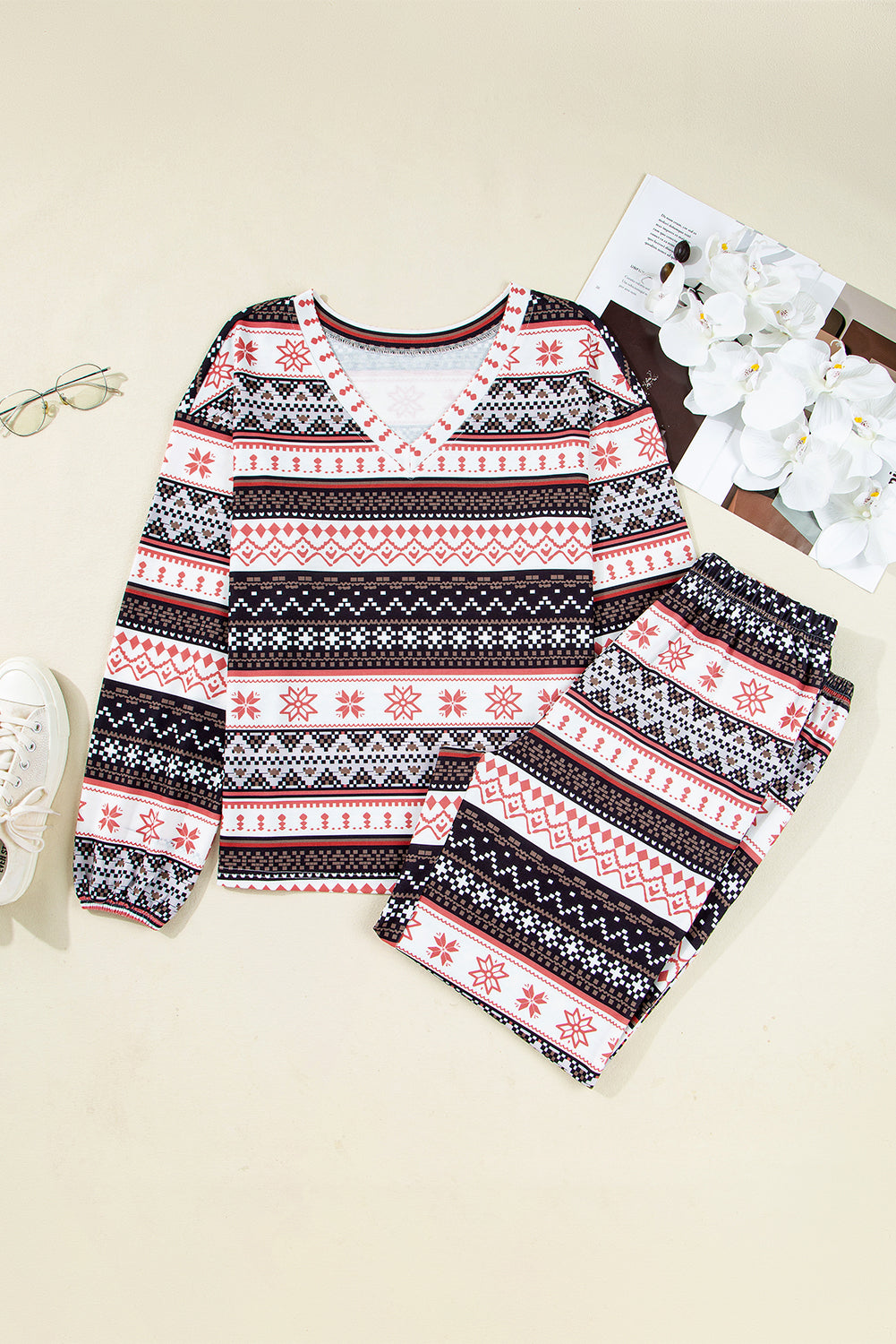 KaleaBoutique Comfortable Retro Christmas Pattern Loose Pullover 2pcs Lounge Pant Set