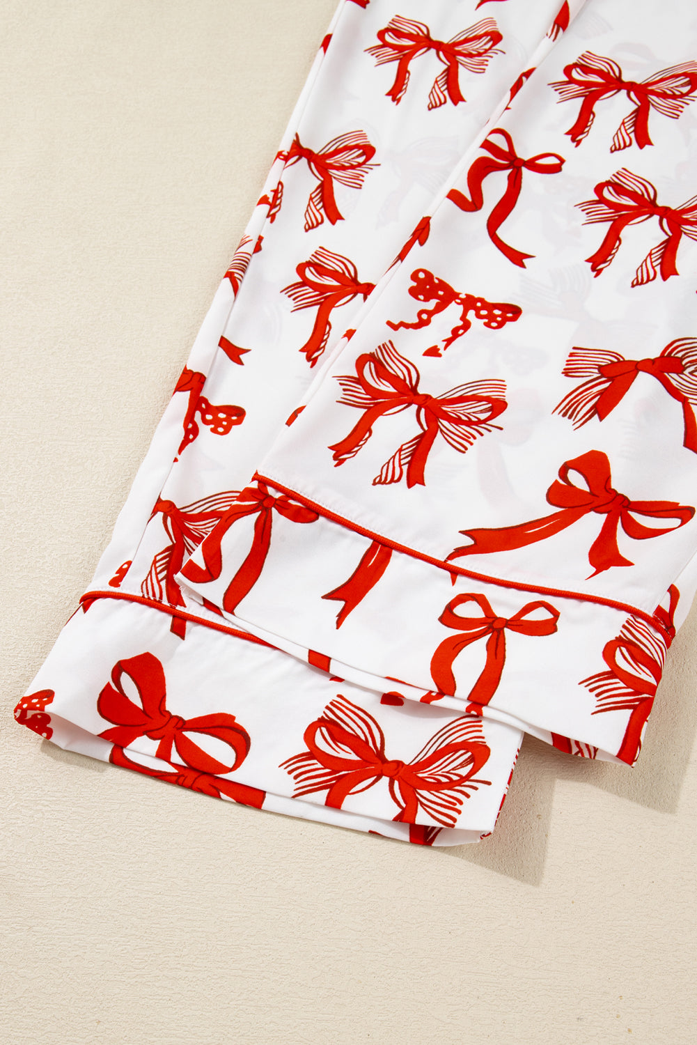 KaleaBoutique Stylish Christmas Bow Print Long 2pcs Pajama Set - KaleaBoutique.com