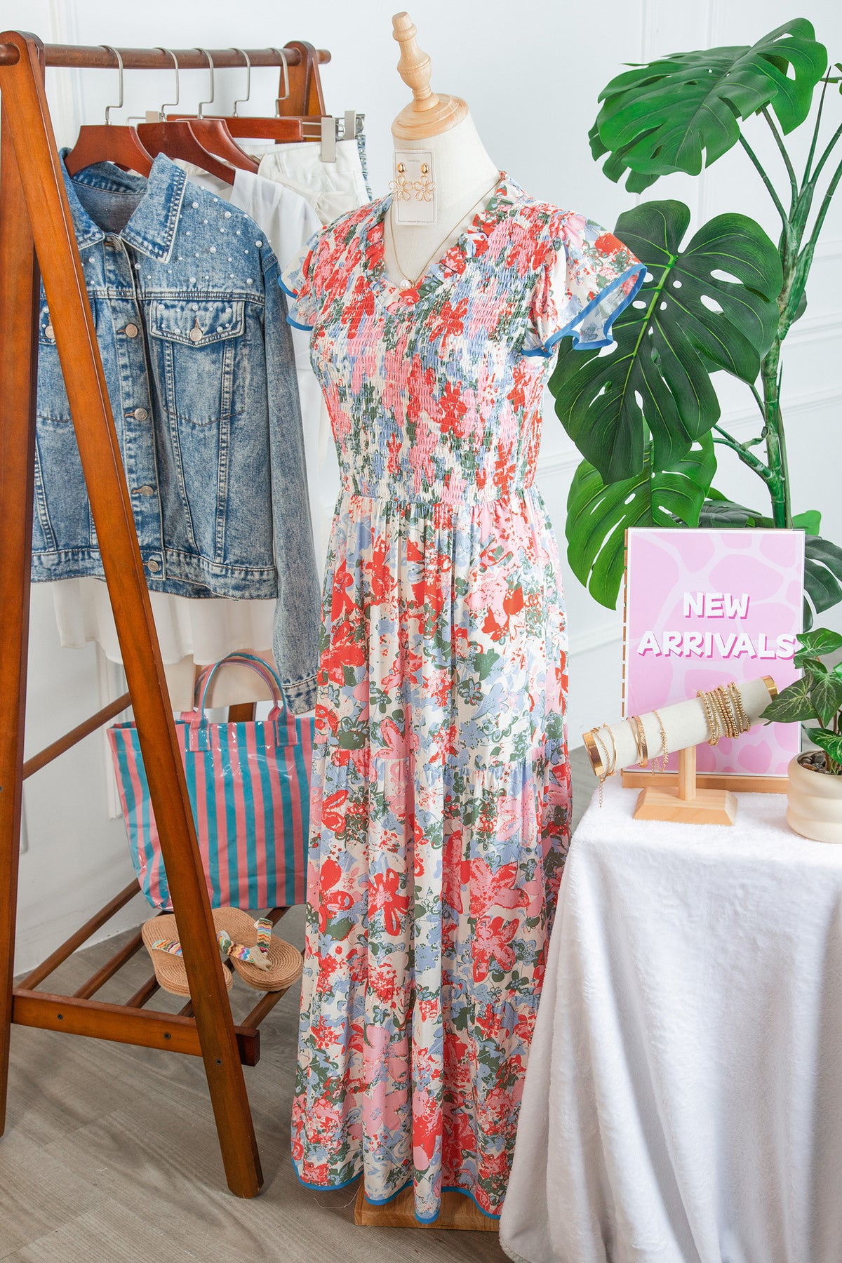 KaleaBoutique Comfortable Floral Print V Neck Contrast Trim Flutter Sleeve Long Dress - KaleaBoutique.com