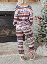 KaleaBoutique Comfortable Retro Christmas Pattern Loose Pullover 2pcs Lounge Pant Set - KaleaBoutique.com