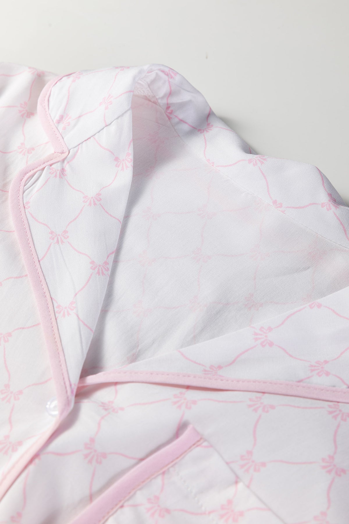 KaleaBoutique Stylish Bow Lattice Print Bow Ties 2pcs Pajama Set - KaleaBoutique.com