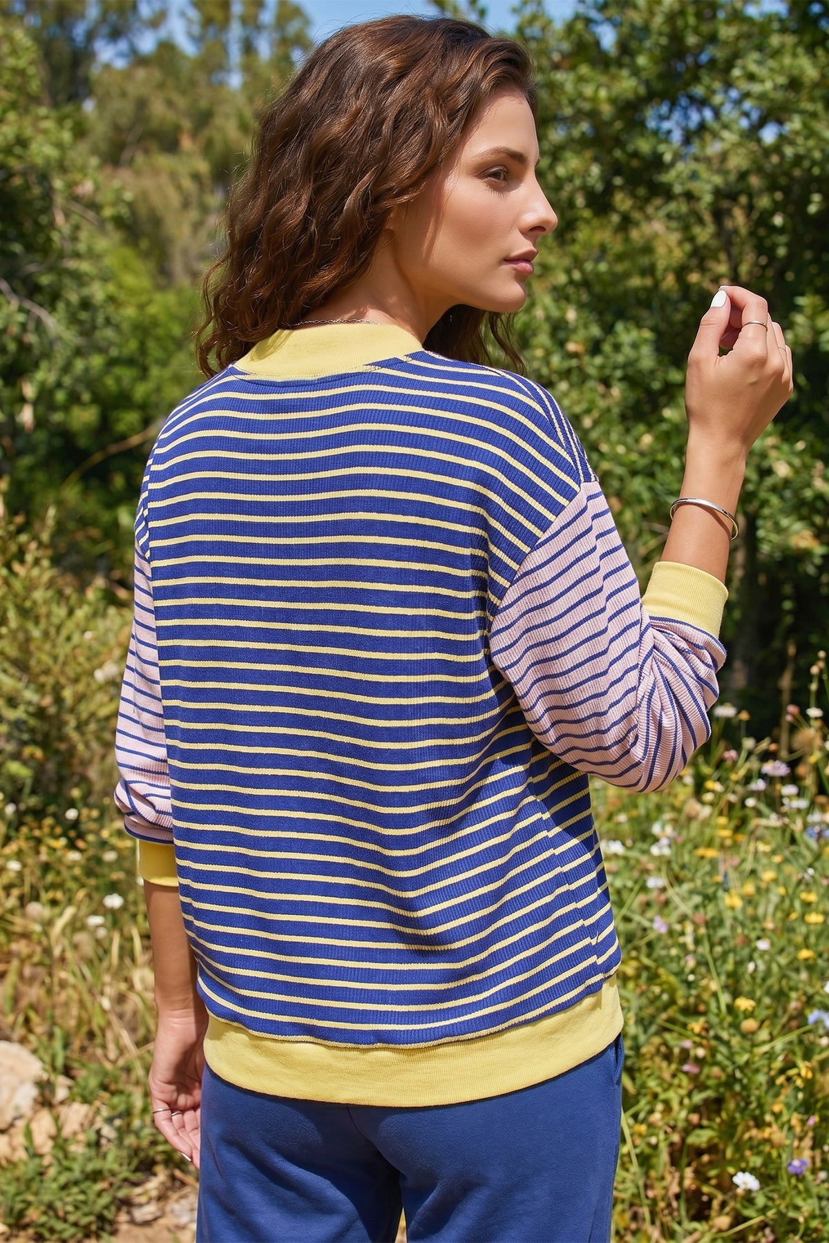 KaleaBoutique Stylish Contrast Long Sleeve Crew Neck Pullover Top - KaleaBoutique.com