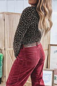 KaleaBoutique Stylish Leopard Print Long Sleeve Sheath Pullover Western Style Top - KaleaBoutique.com
