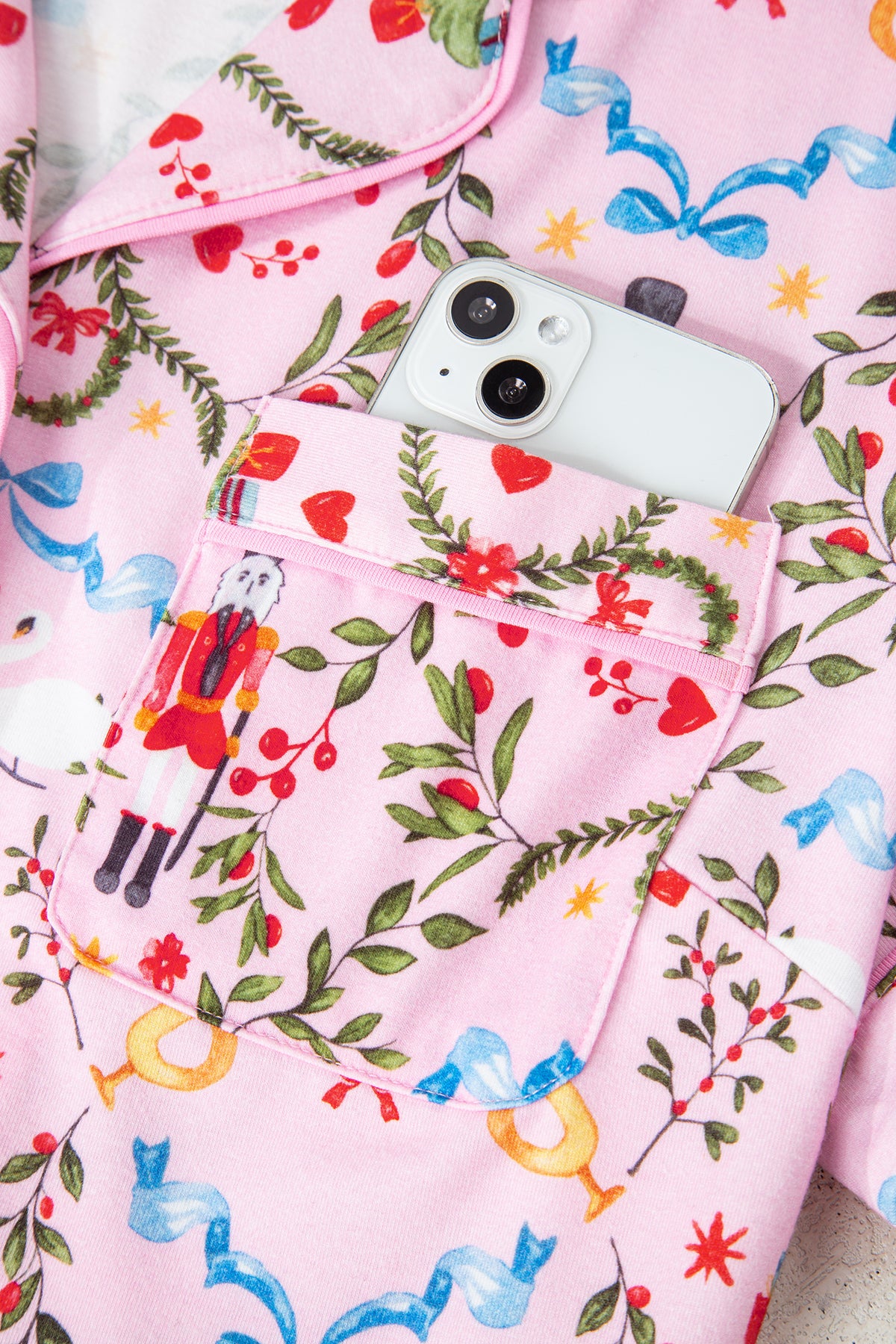KaleaBoutique Comfortable Nutcracker Doll Christmas Print Ribbon Tie Waist Short 2pcs Pajama Set - KaleaBoutique.com
