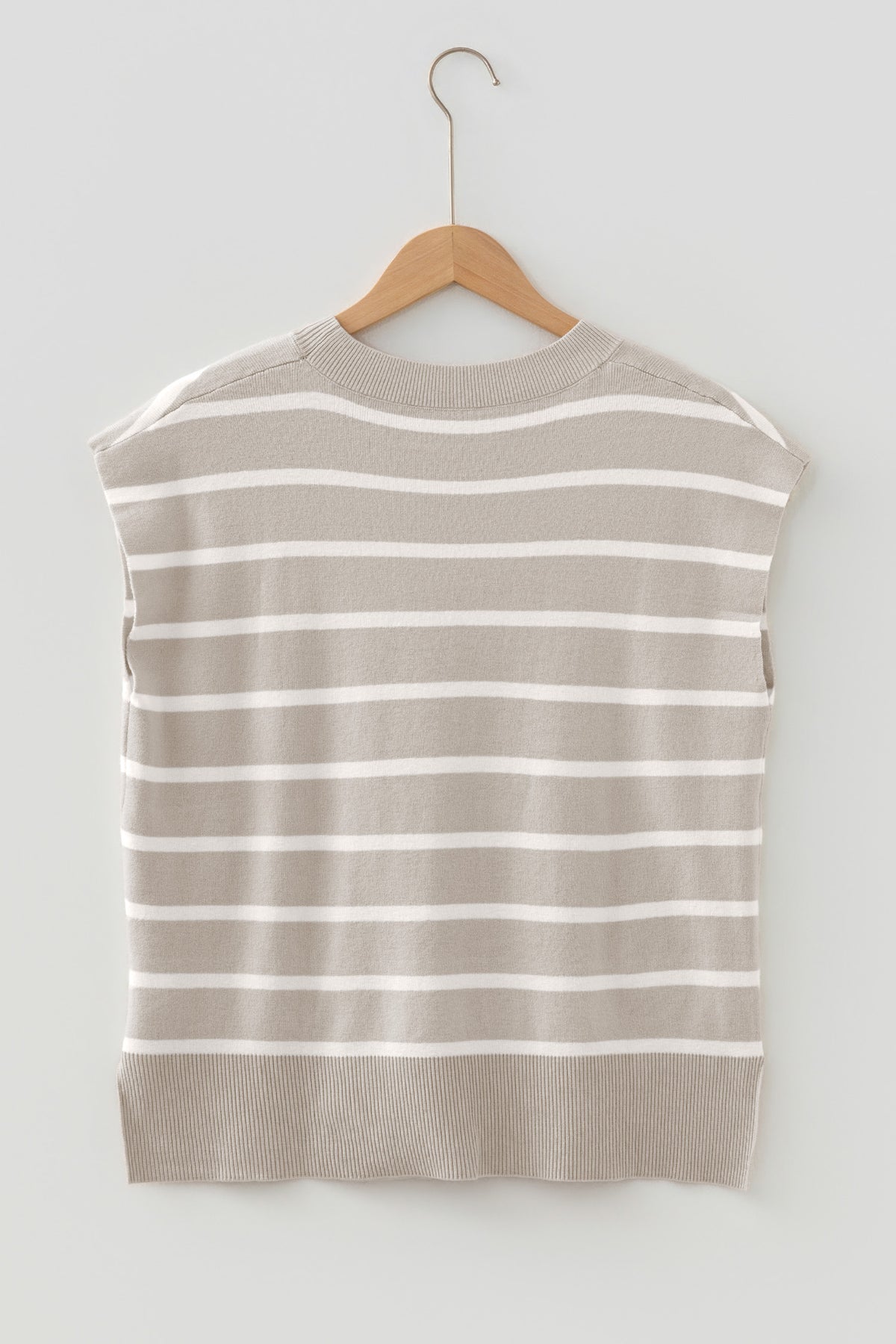 KaleaBoutique Stylish Side Slits Crewneck Short Sleeve Sweater Tee - KaleaBoutique.com
