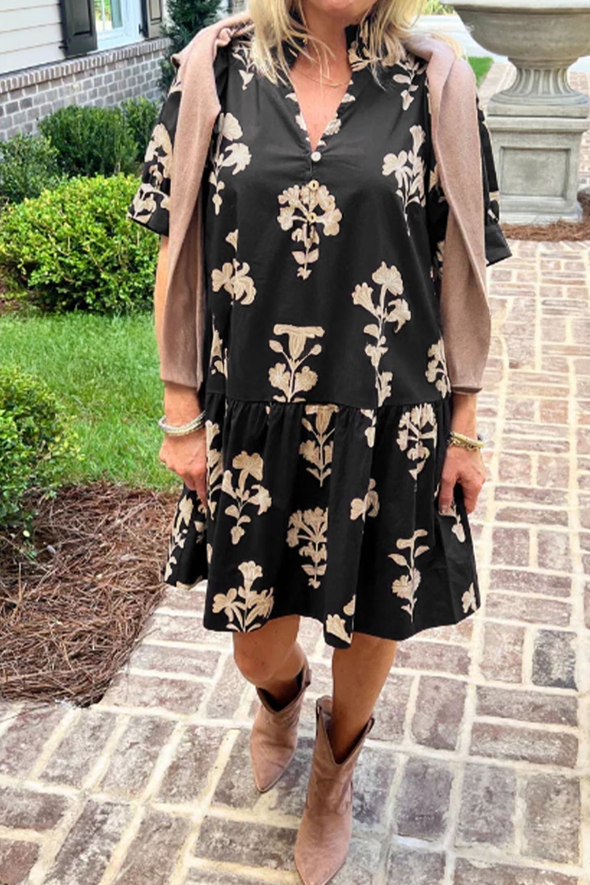 KaleaBoutique Comfortable Frilled V Neck Puff Short Sleeve Floral Mini Dress - KaleaBoutique.com