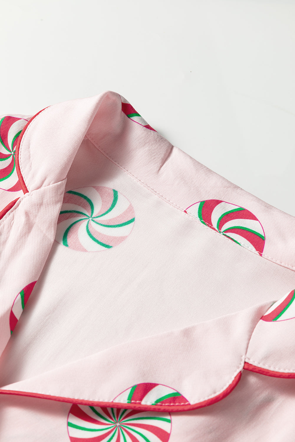 KaleaBoutique Comfortable Christmas Candy Contrast Trim Bow Knot Silky 2pcs Pajama Set - KaleaBoutique.com