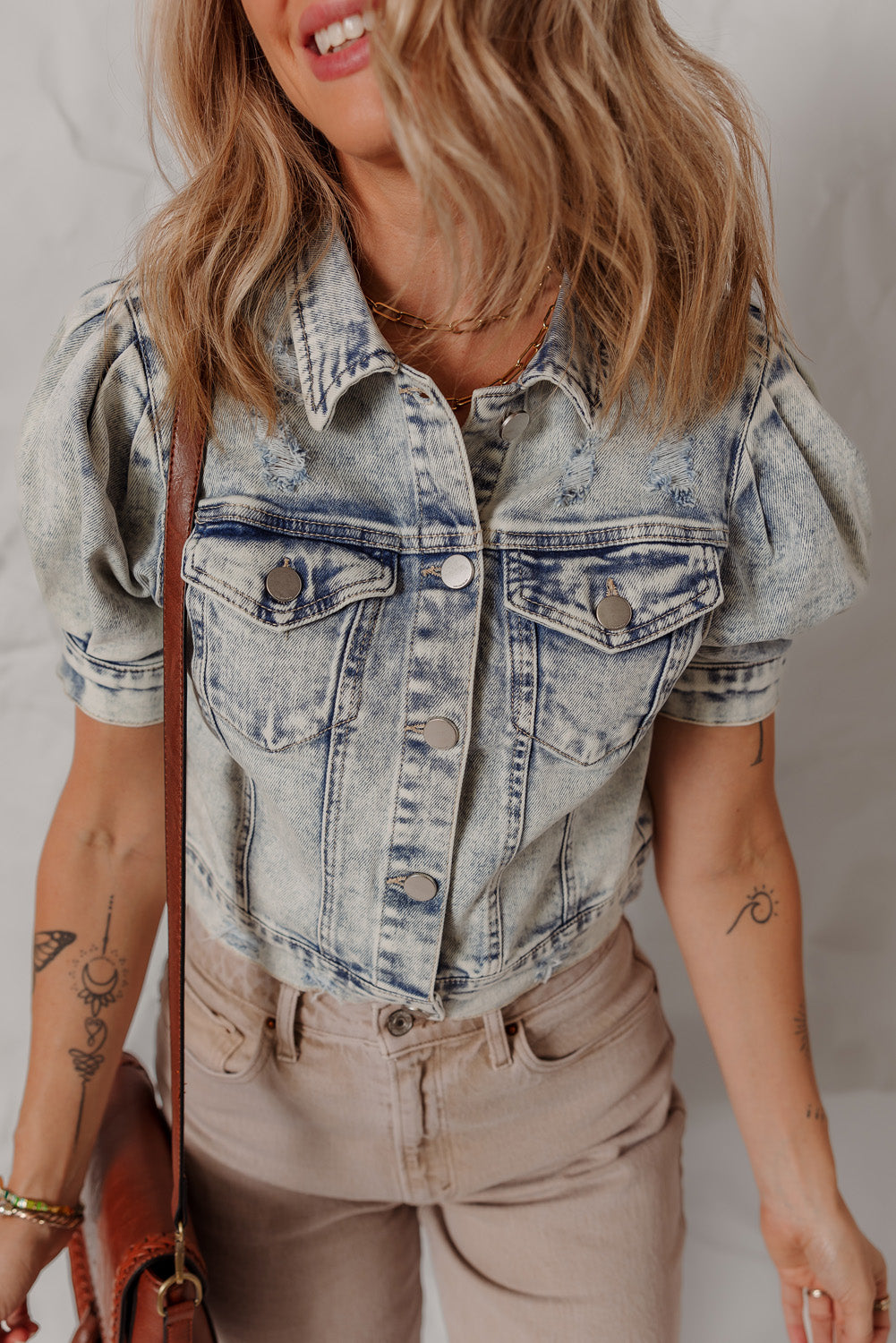 Light Wash Buttoned Chest Pocket Puff Sleeve Denim Jacket - KaleaBoutique.com