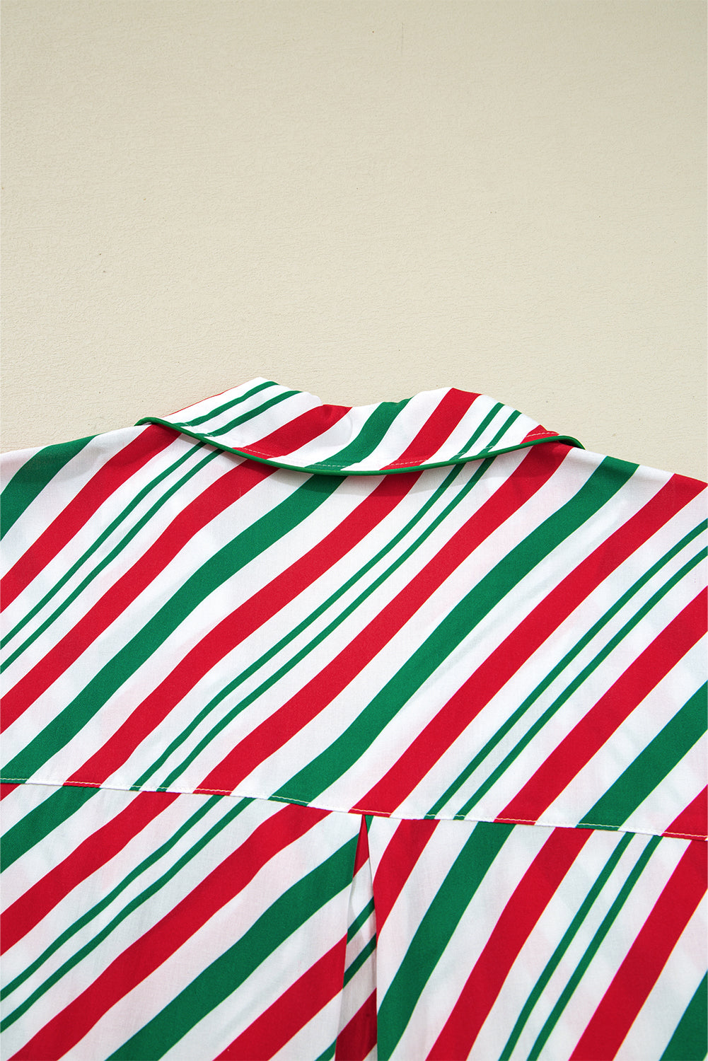 KaleaBoutique Comfortable Contrast Velvet Ribbon Knot Christmas 2pcs Pajama Set - KaleaBoutique.com