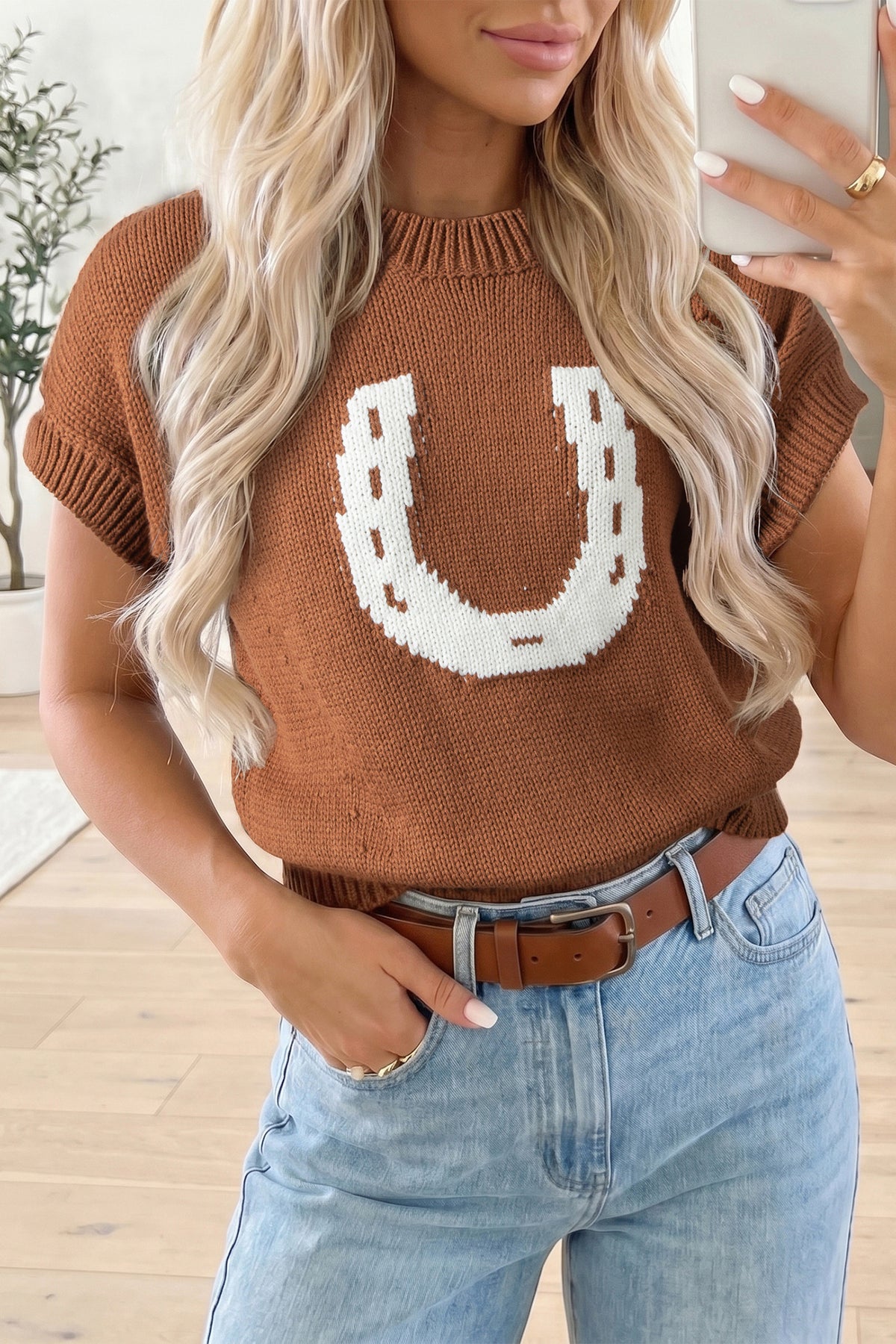 KaleaBoutique Comfortable Western Horseshoe Pattern Short Sleeve Knit Sweater - KaleaBoutique.com