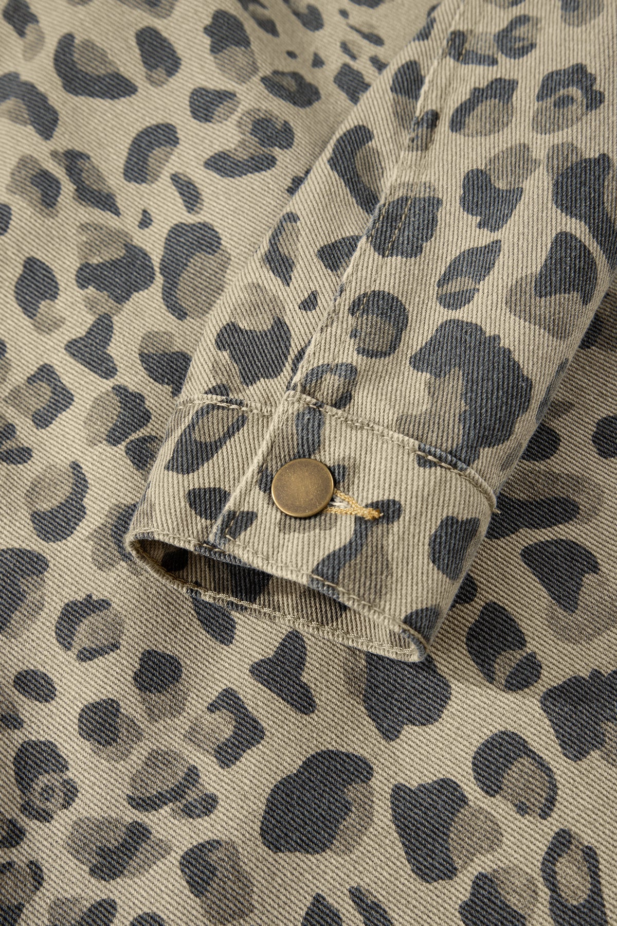 Retro Leopard Print Seam Detail Button Down Denim Jacket - KaleaBoutique.com