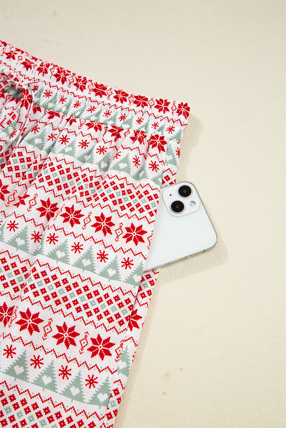 KaleaBoutique Comfortable Christmas Pattern Print Shirt Style Long 2pcs Pajama Set - KaleaBoutique.com