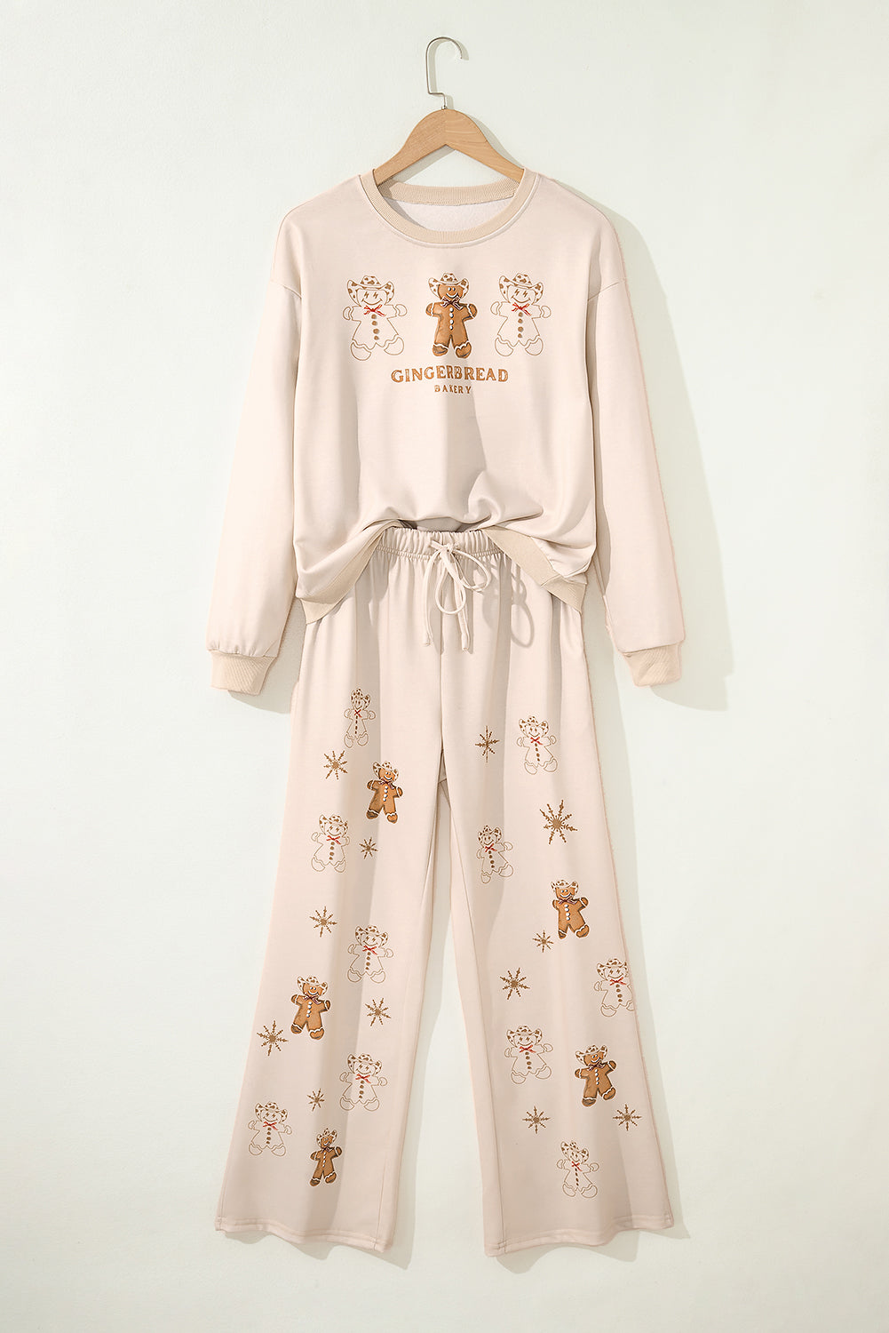 KaleaBoutique Stylish Comfortable Gingerbread Bakery Christmas Print 2 Pcs Lounge Set - KaleaBoutique.com