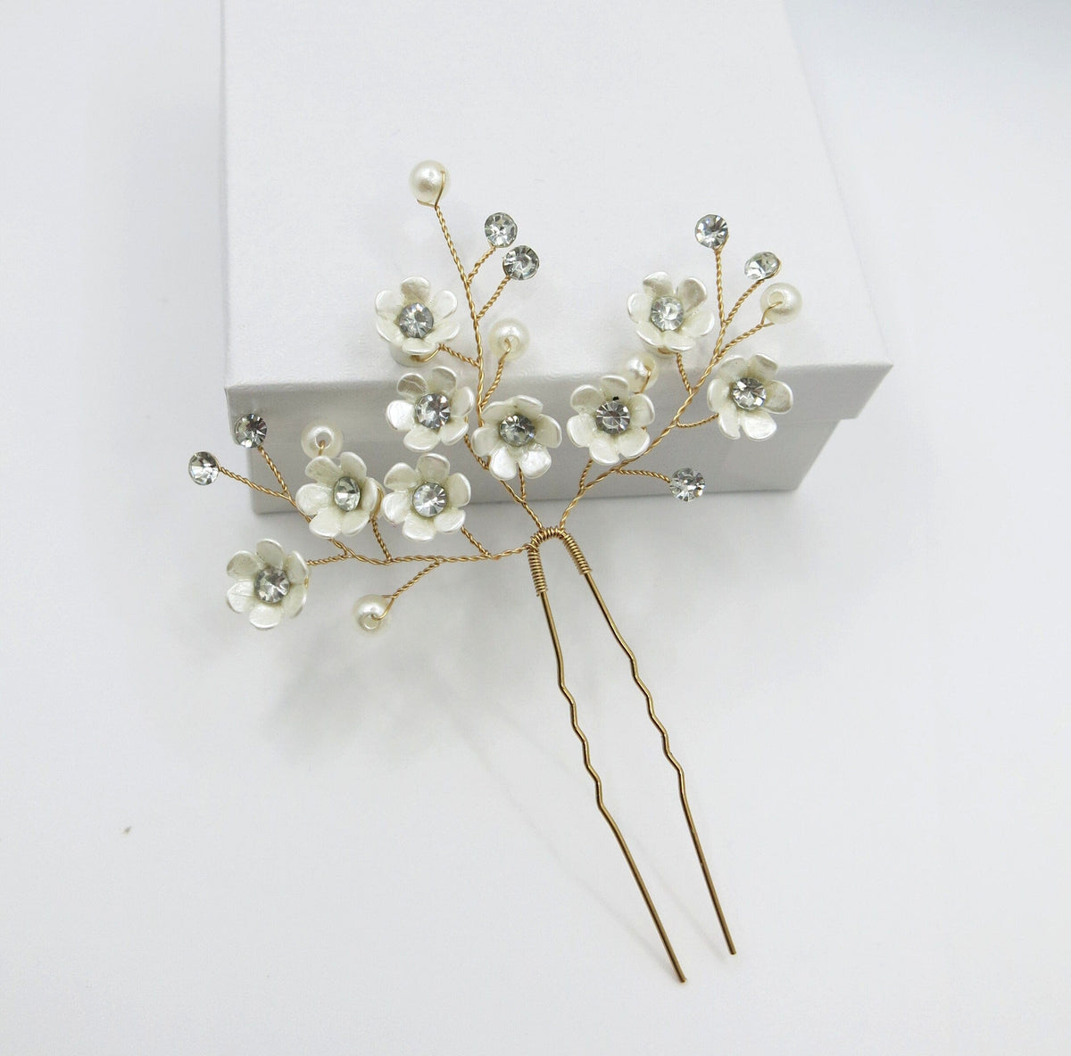 Abalone Like Flowers Large Gold Hairpin, Bridal Party Floral Hairpiece, Wedding Small Ivory Flower Hair Pin, Branch Wire Hairpin - KaleaBoutique.com