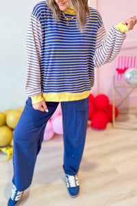KaleaBoutique Stylish Contrast Long Sleeve Crew Neck Pullover Top - KaleaBoutique.com