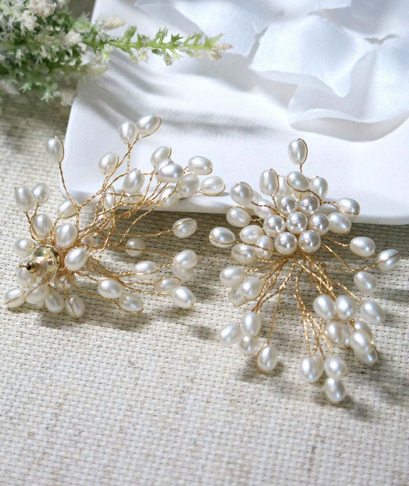 Bridal Bouquet Cascade Pearl Brooch, Hand Wired Wedding Pearl Broach, Bridesmaid Gold Wire Broach Jewelry, Multi Strand Pearl Cluster Broach - KaleaBoutique.com