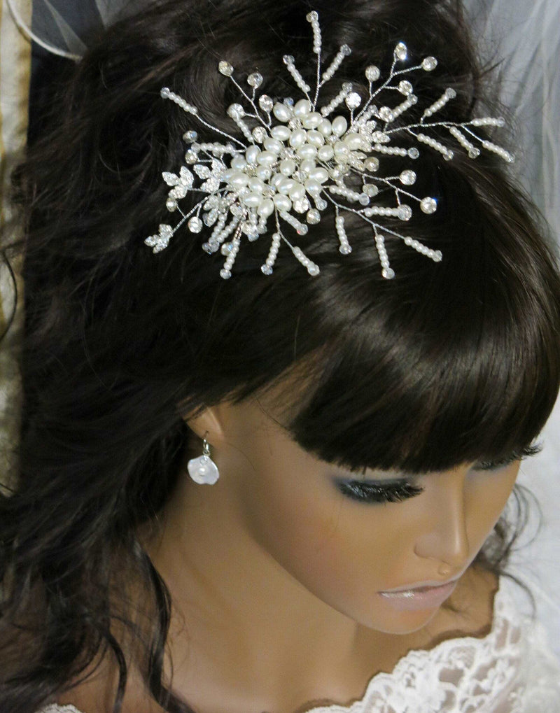 Bridal Flower Hair Comb Hairpiece, Pearl Flower Head Piece, Crystal Gem Headpiece, Wedding Pearl Hairpiece, Floral Bridesmaid Hairpiece - KaleaBoutique.com