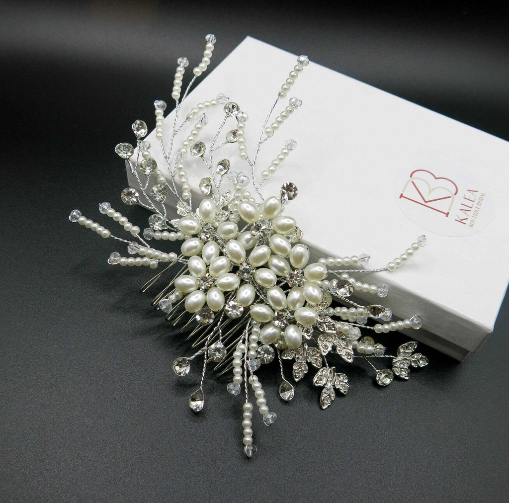 Bridal Oval Pearl Flower Hair Comb, Wedding Pearl Hair Piece, White Pearl Floral Bridesmaid Hair Accessory - KaleaBoutique.com