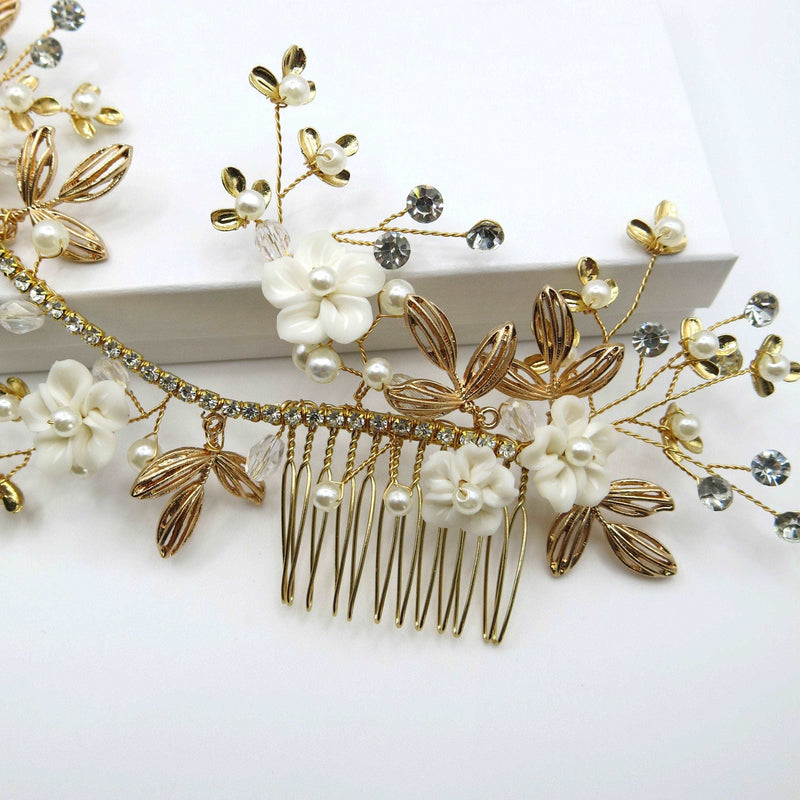 Floral Vine Decorative Bridal Hair Comb, Wedding Floral Hair Vine, Crystal Pearl Bride Head Wreath, White Clay Flower Hair Comb - KaleaBoutique.com