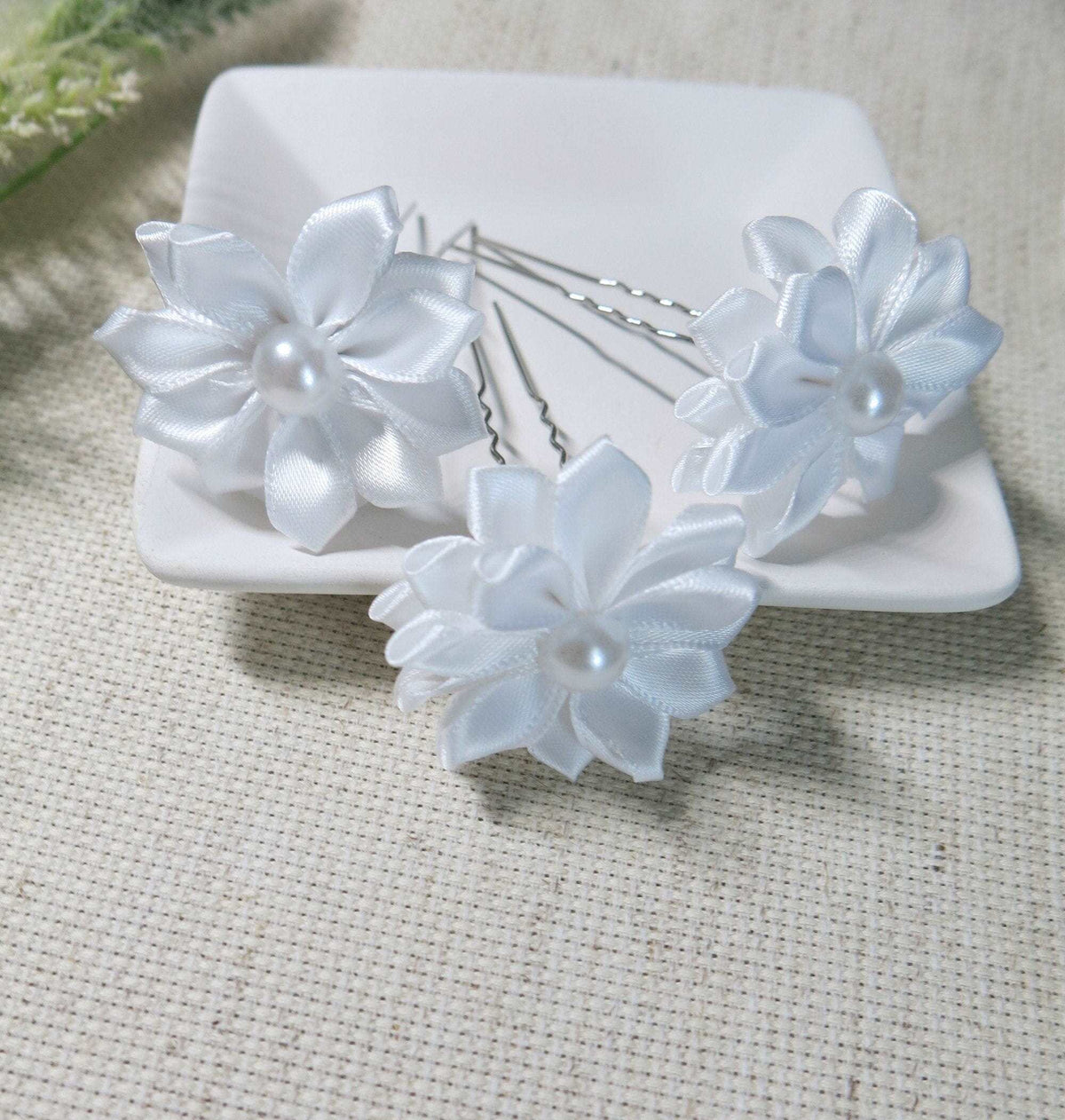 Bridal Silk Ribbon 5 PC Hairpin Set, Wedding White Floral Hairpins, Flower Girl Hairpiece Hair Pin, Bridesmaid Silk Flower Hairpin Set - KaleaBoutique.com