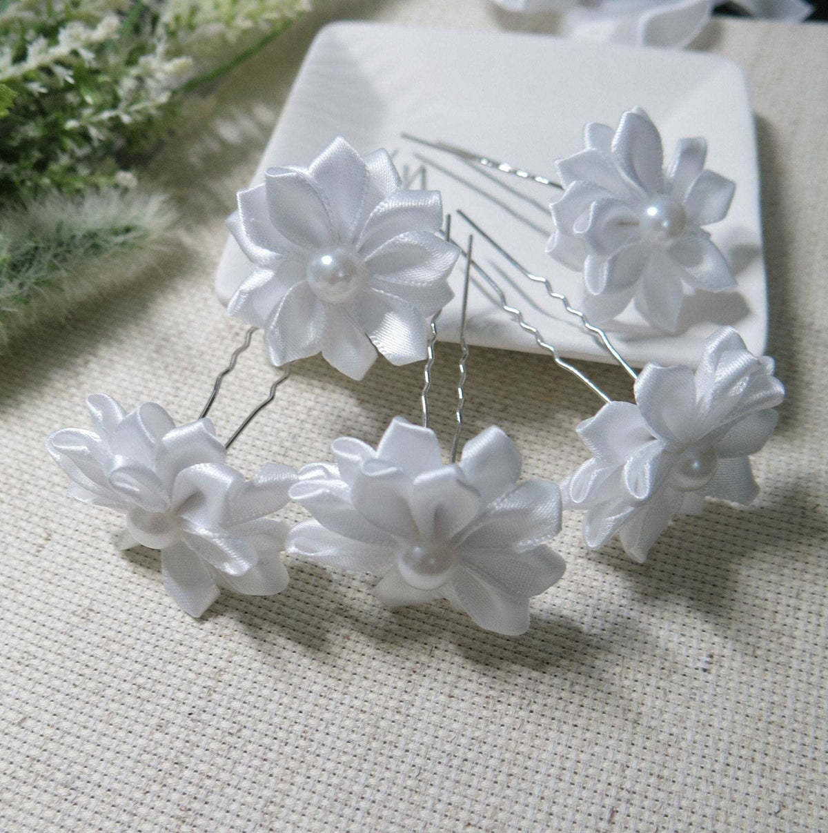Bridal Silk Ribbon 5 PC Hairpin Set, Wedding White Floral Hairpins, Flower Girl Hairpiece Hair Pin, Bridesmaid Silk Flower Hairpin Set - KaleaBoutique.com