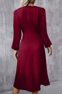 Solid Color Ruched Detail Long Sleeve Midi Dress - KaleaBoutique.com