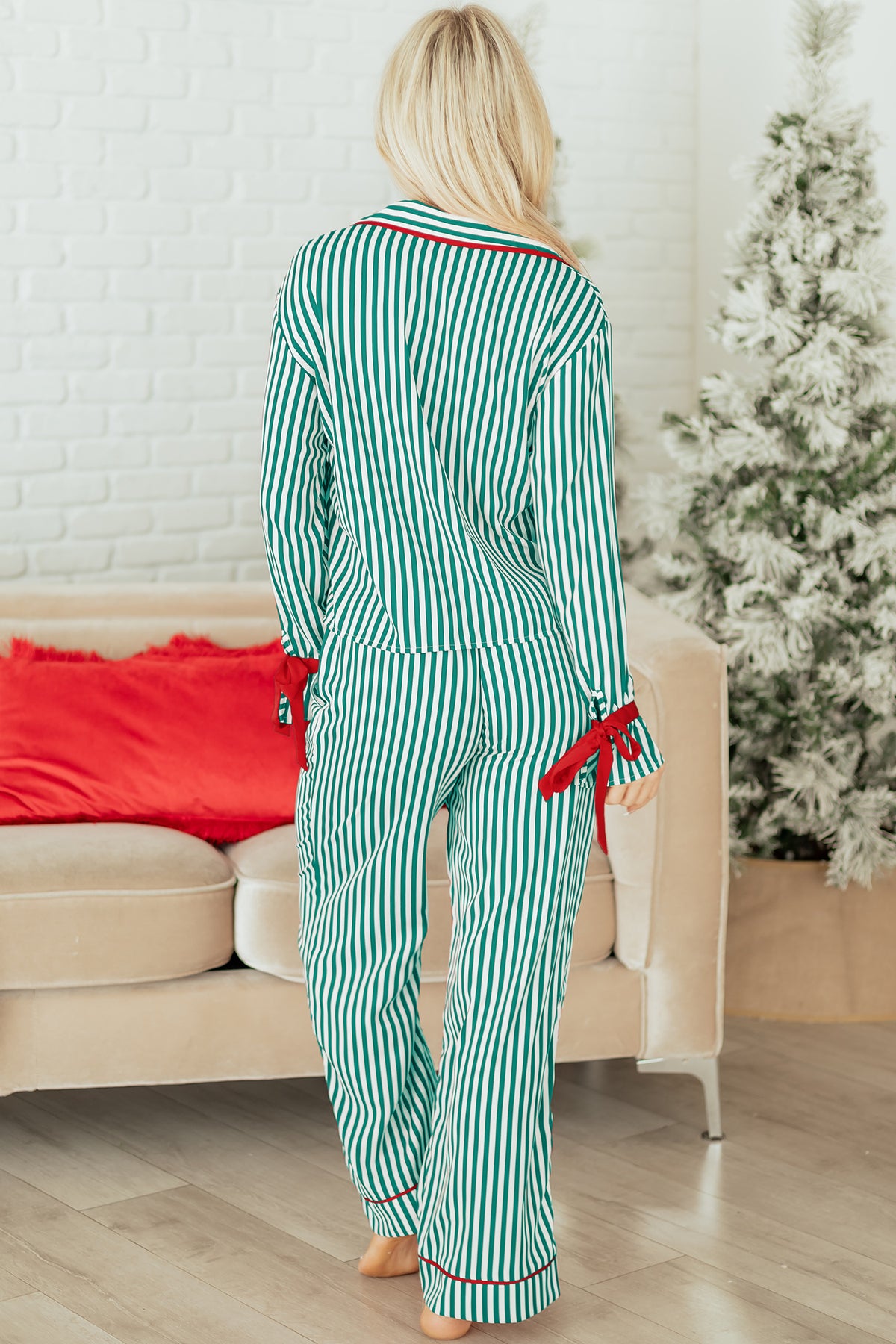 KaleaBoutique Comfortable Contrast Velvet Trim Bow Knot Waist 2pcs Pajama Set - KaleaBoutique.com