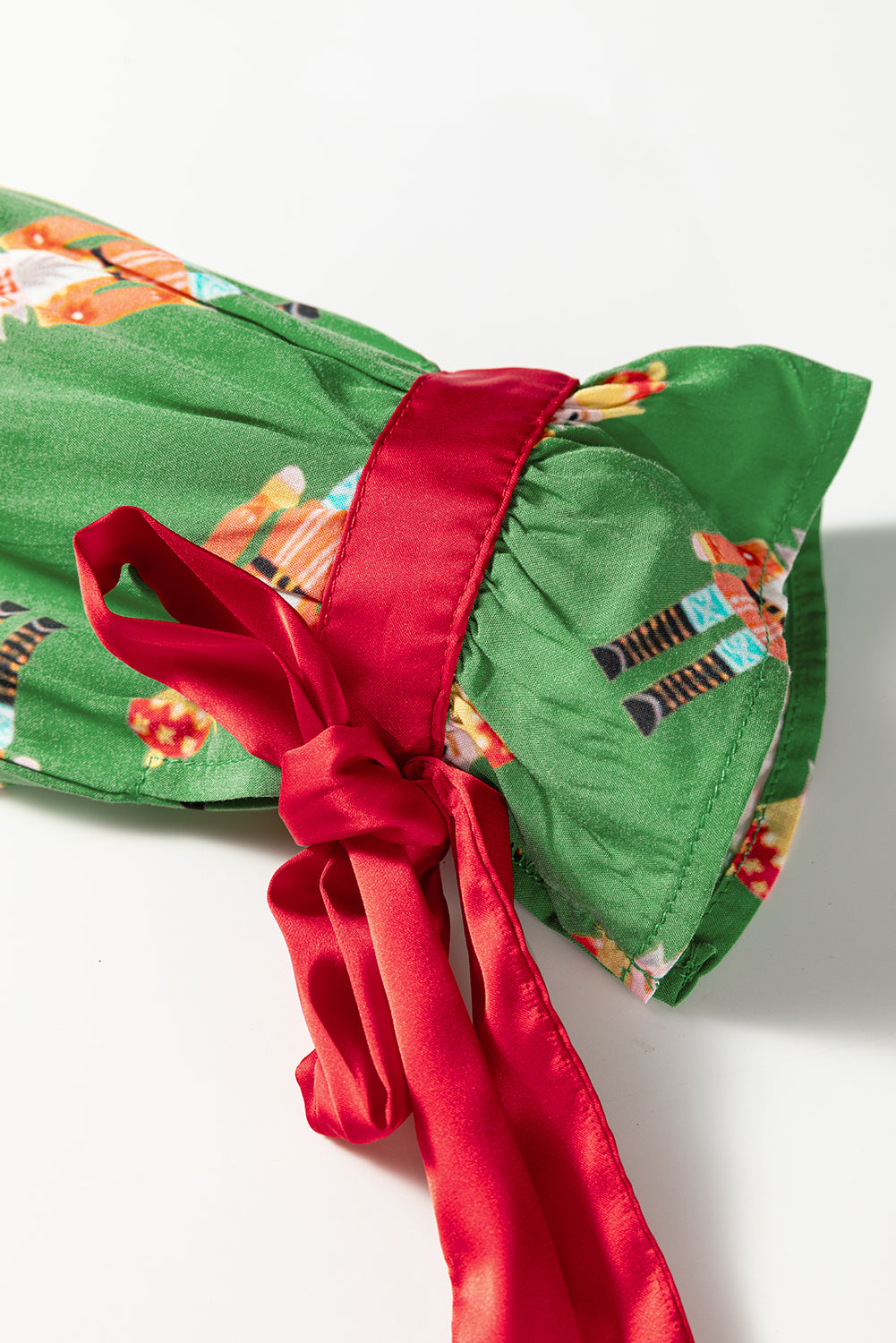 KaleaBoutique Stylish Christmas Candy Contrast Trim Bow Knot Silky 2pcs Pajama Set