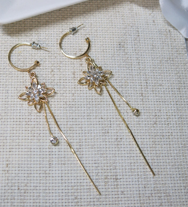 Crystal Star Charm Hoop Earrings, Double Chain Dangle Earrings, Gold Star Wedding Hooped Studs, Bridal Hoops with Dangle Earrrings - KaleaBoutique.com