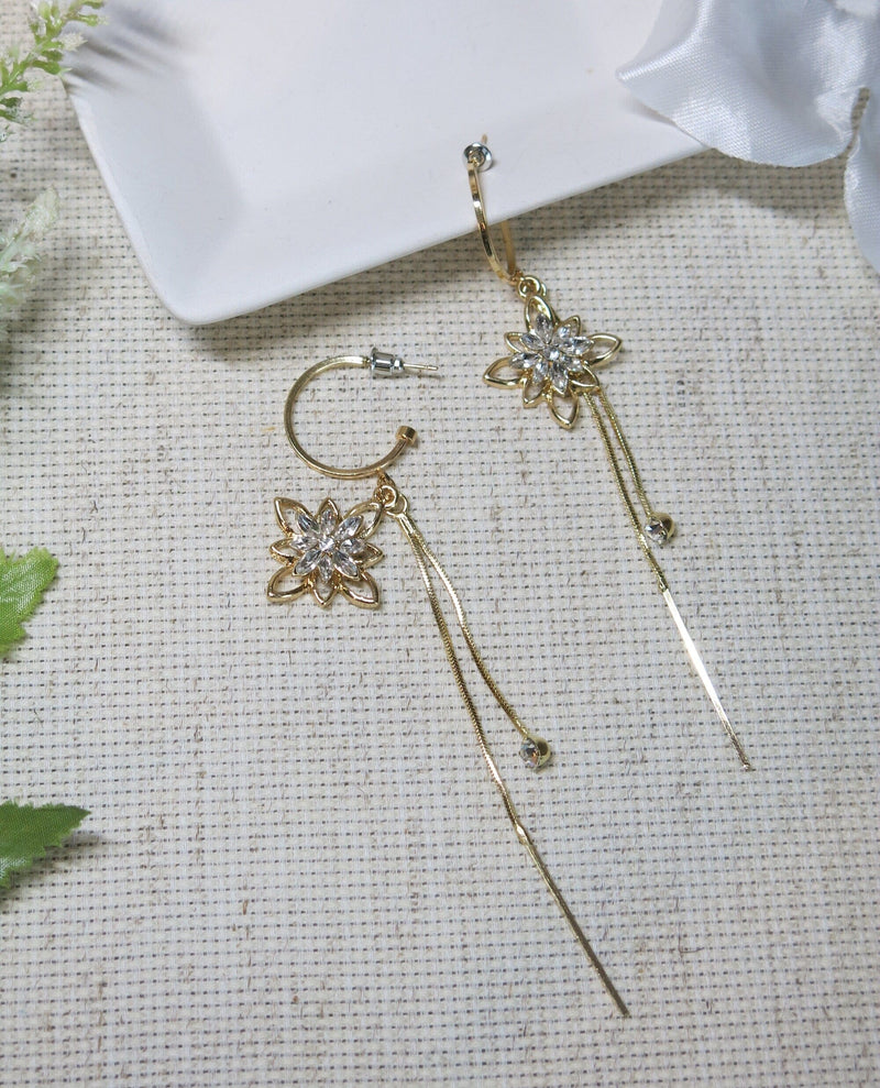 Crystal Star Charm Hoop Earrings, Double Chain Dangle Earrings, Gold Star Wedding Hooped Studs, Bridal Hoops with Dangle Earrrings - KaleaBoutique.com