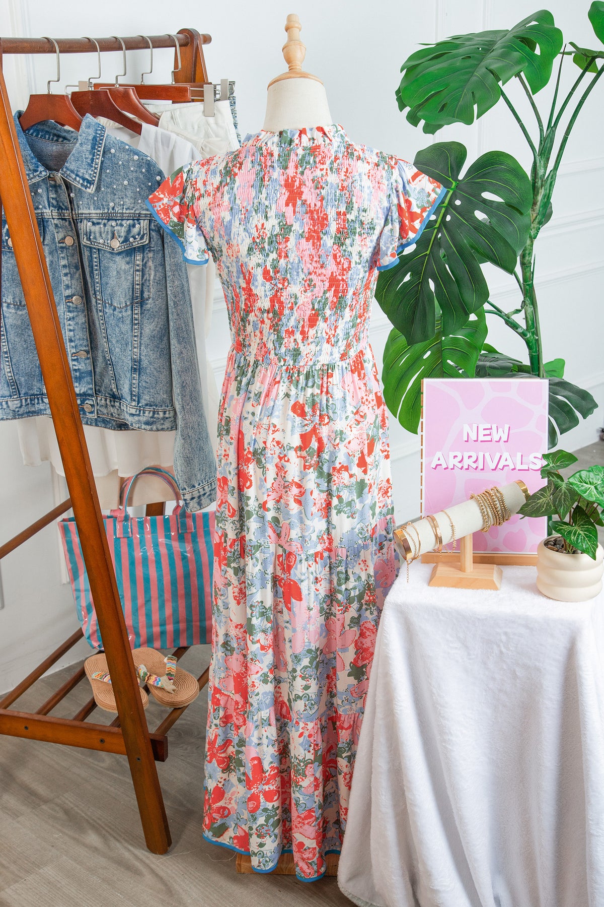 KaleaBoutique Comfortable Floral Print V Neck Contrast Trim Flutter Sleeve Long Dress - KaleaBoutique.com