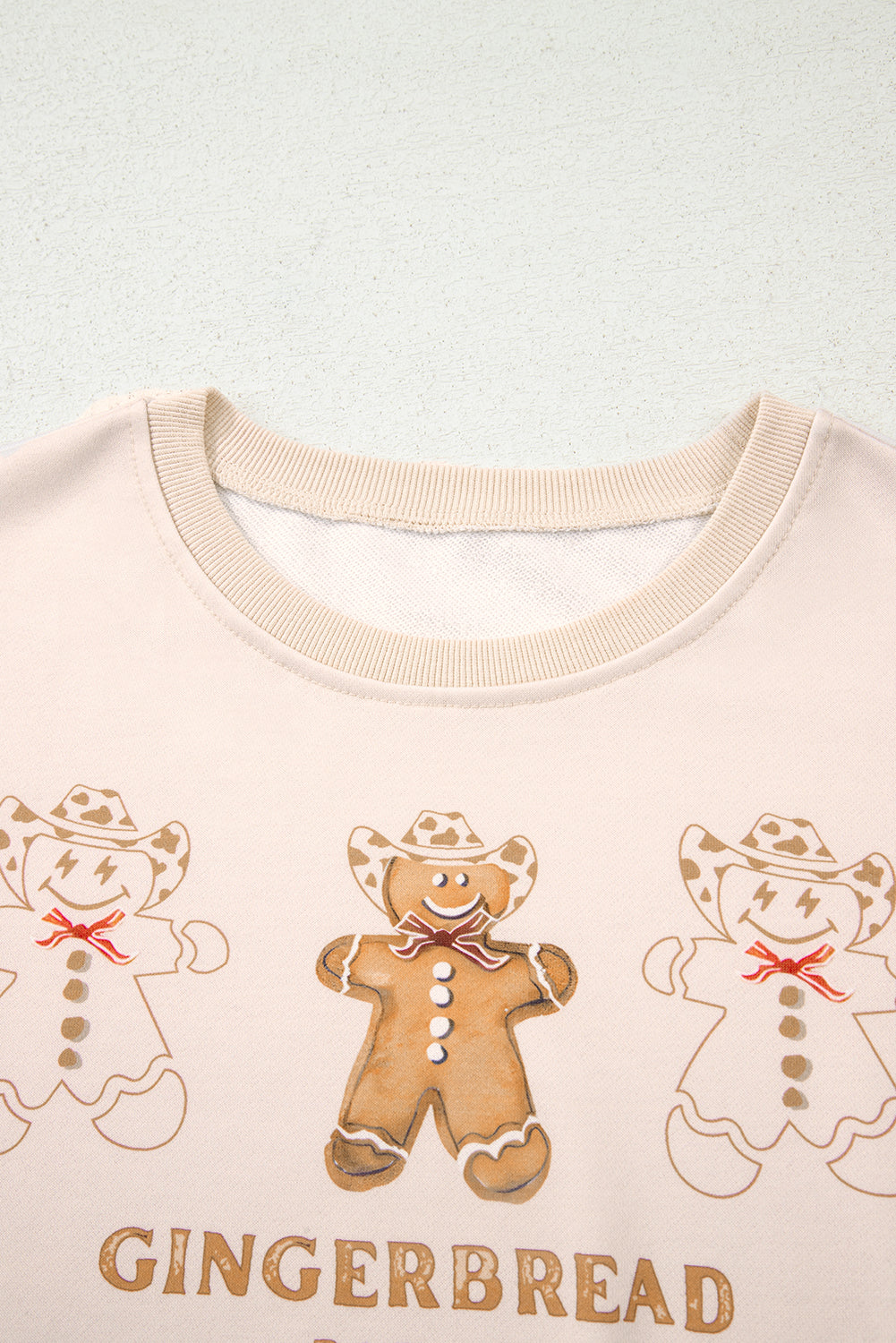 KaleaBoutique Stylish Comfortable Gingerbread Bakery Christmas Print 2 Pcs Lounge Set - KaleaBoutique.com
