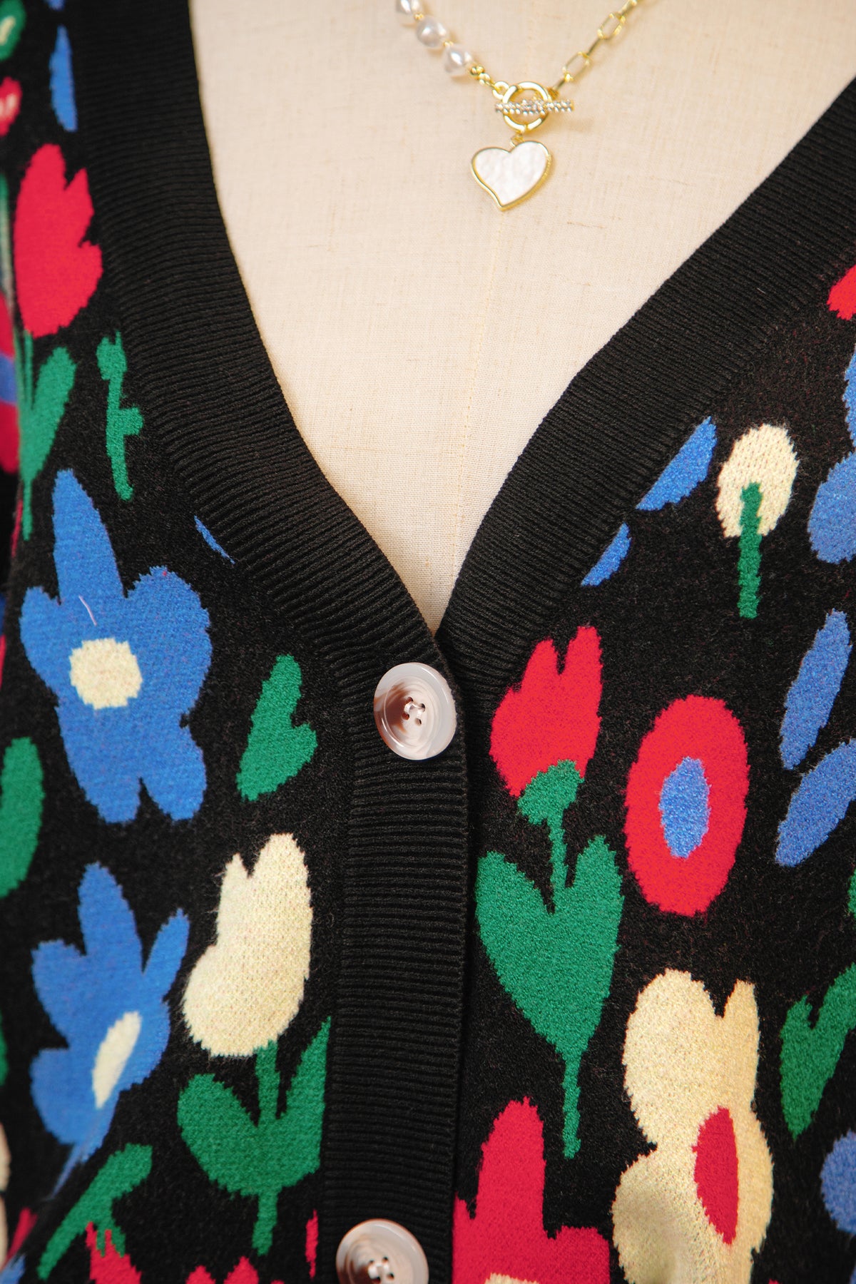KaleaBoutique Stylish Floral Print V Neck Buttoned Short Cardigan Sweater - KaleaBoutique.com