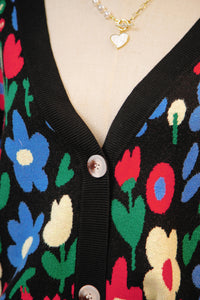 KaleaBoutique Stylish Floral Print V Neck Buttoned Short Cardigan Sweater - KaleaBoutique.com