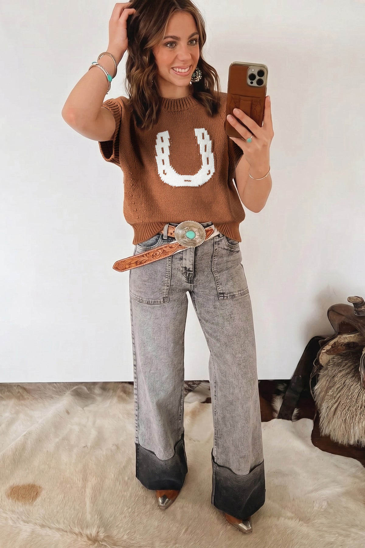 KaleaBoutique Comfortable Western Horseshoe Pattern Short Sleeve Knit Sweater - KaleaBoutique.com