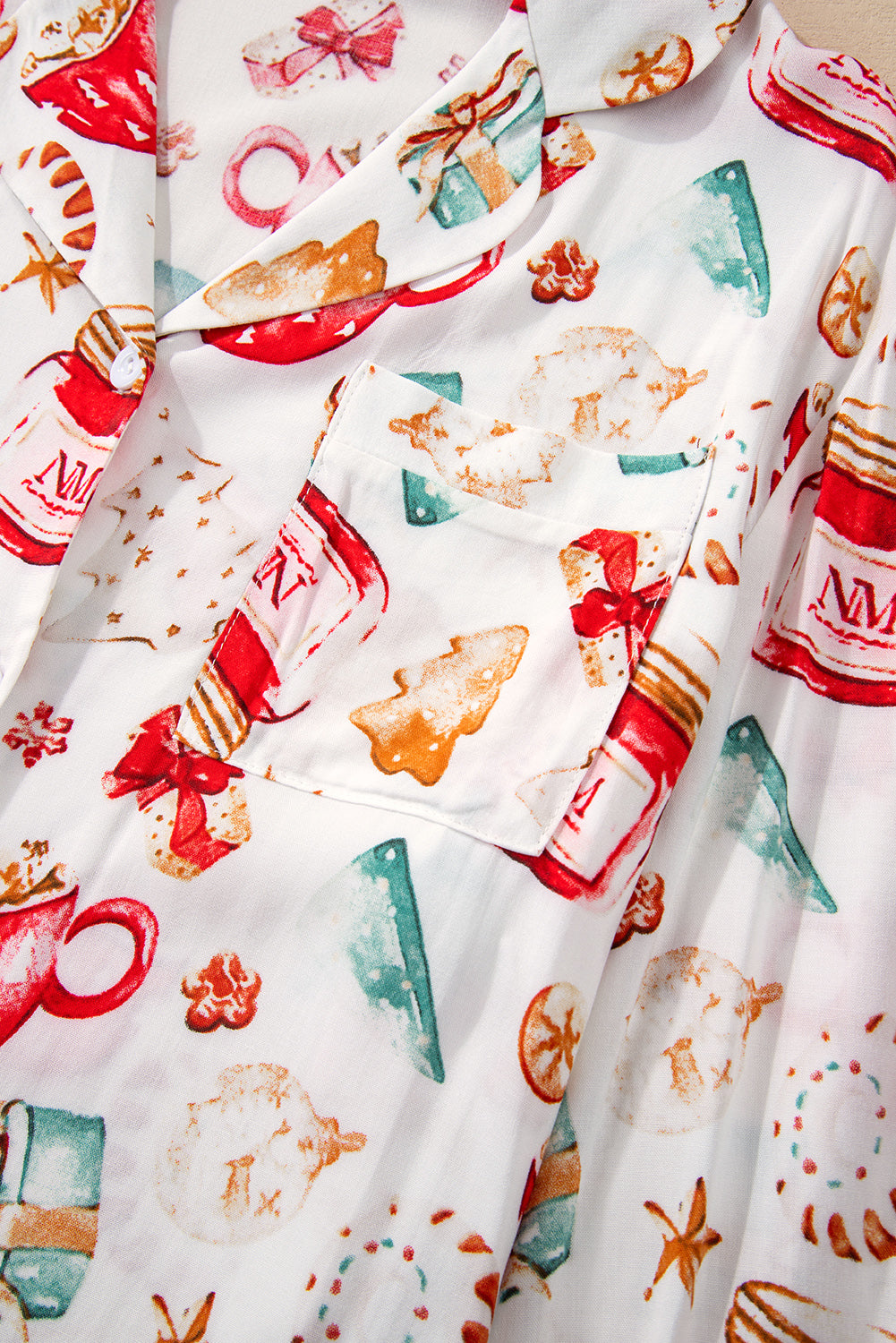 KaleaBoutique Comfortable Christmas Pattern Long Sleeve Shirt and Pants Pajama Set - KaleaBoutique.com